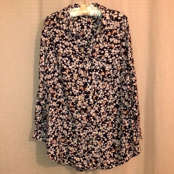 Velvet Heart 1X Elisa Navy/Rust Hearts & White Petals Shirt - Picture 1 of 14